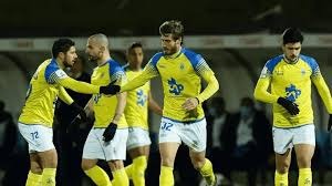 大谷翔平在对阵底特律老虎时投出美职生涯首场完封胜，单日再敲双响炮